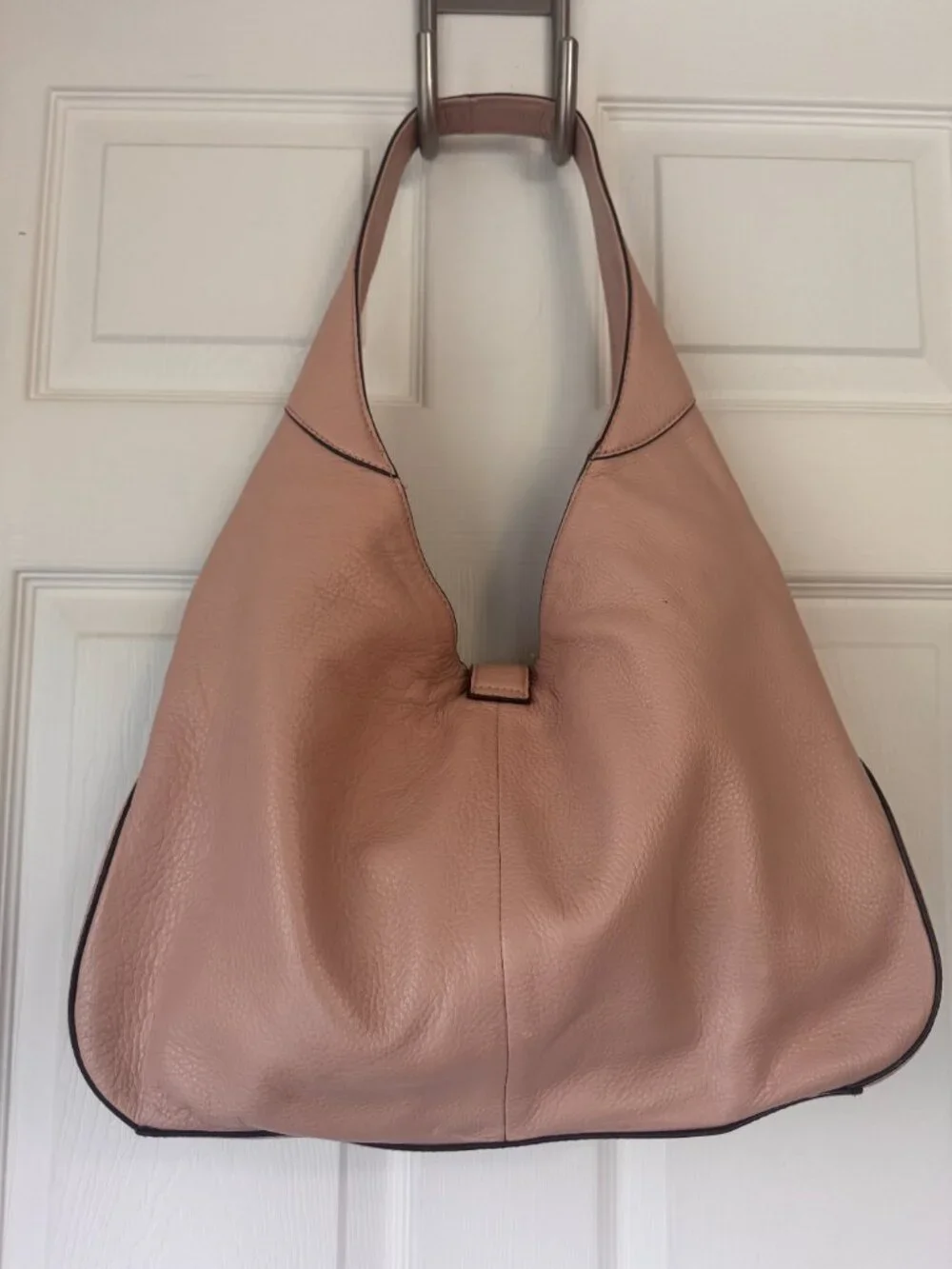 Soft & Sophisticated! G.I.L.I. Blush Pink Leather Hobo Bag